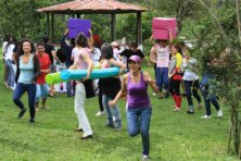 evento empresarial para fin de año adultos y jovenes 